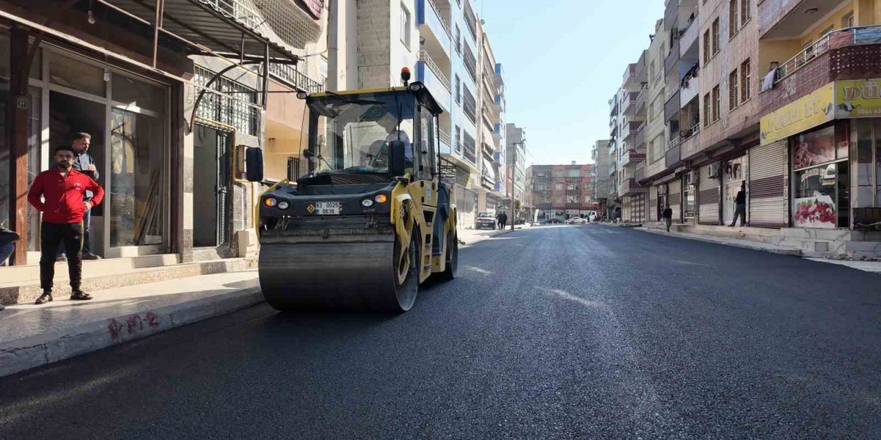 Şanlıurfa'dan kış öncesi asfalt serimi mesaisi