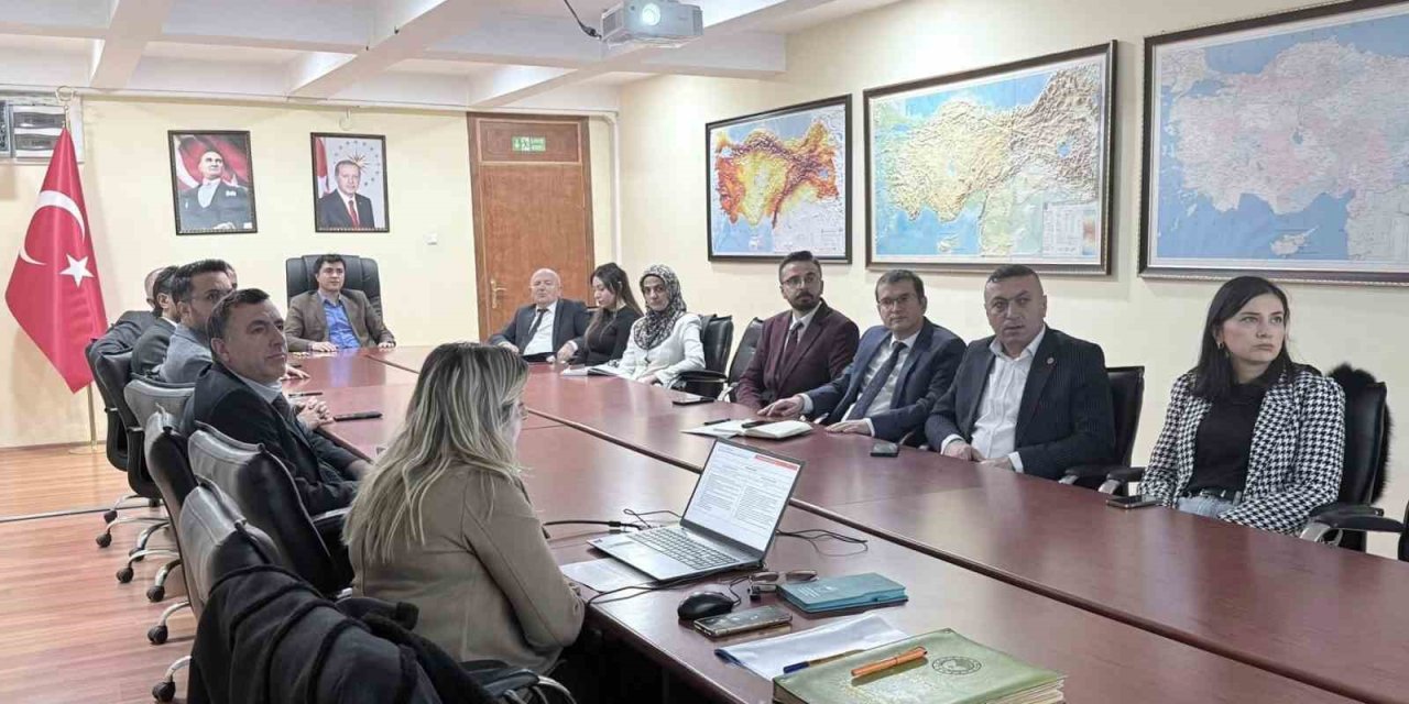 Kars’ta tarımsal kuraklık görüşüldü