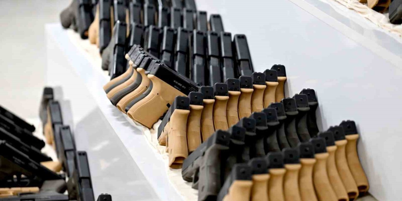 Adıyaman’da bin adet tabanca yakalandı