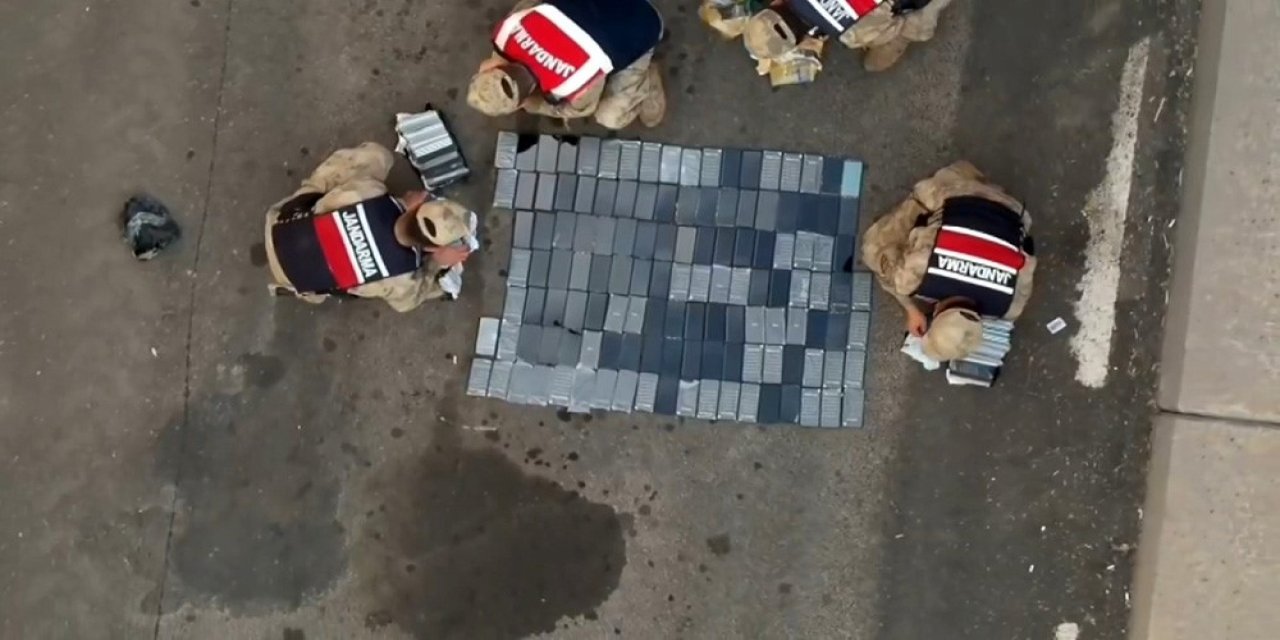 Şanlıurfa’da jandarmadan kaçakçılık operasyonu