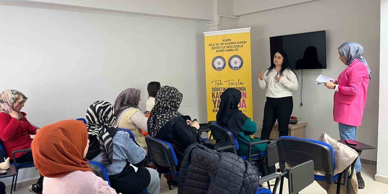 Kars’ta kadınlara KADES uygulaması anlatıldı