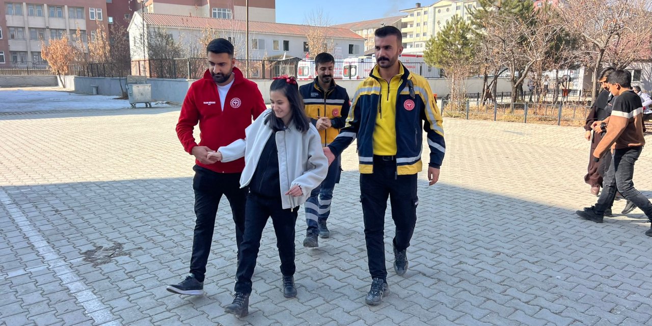 Yelda’nın ambulansa binme hayali gerçekleşti