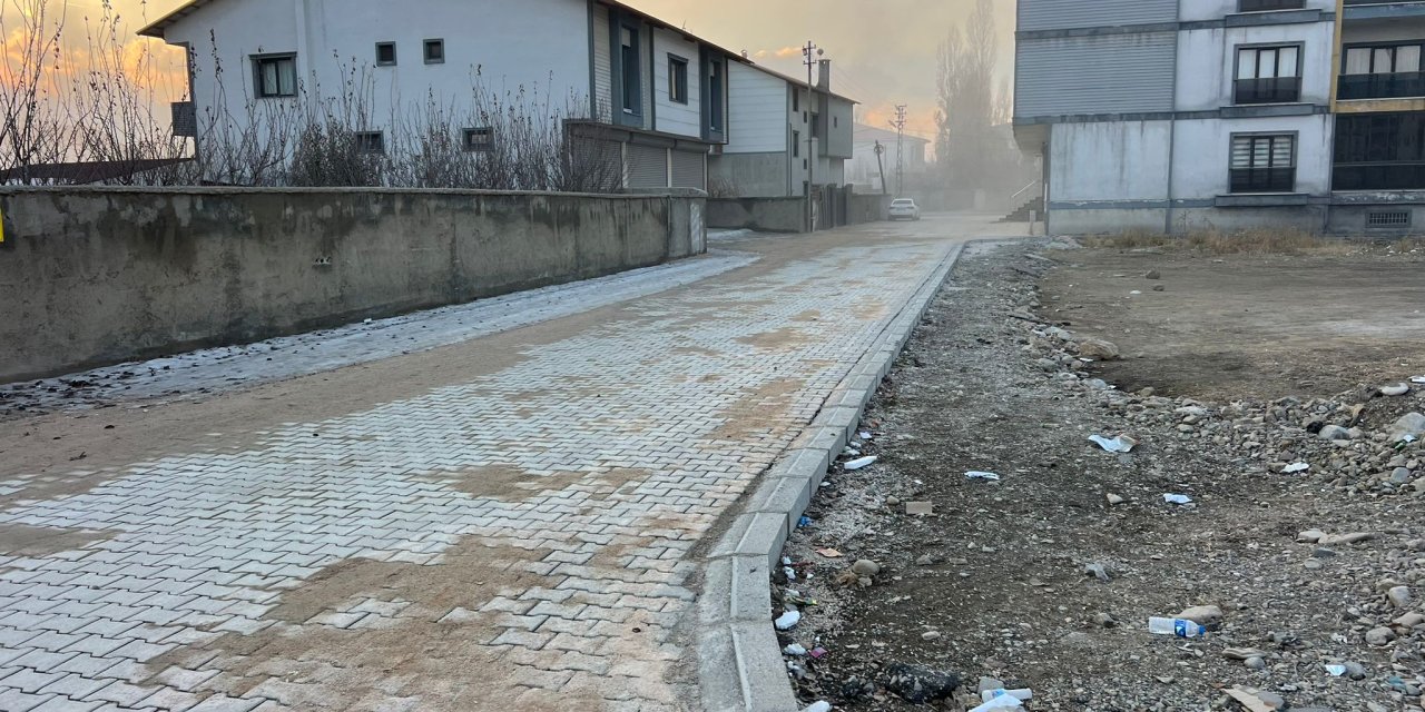 Yüksekova’da 125 bin metrekarelik parke çalışması tamamlandı