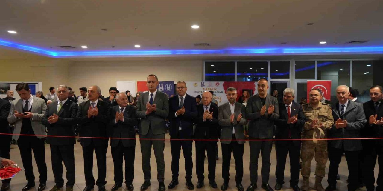 Erzurum'da engelleri aştılar, mehterle coşturdular