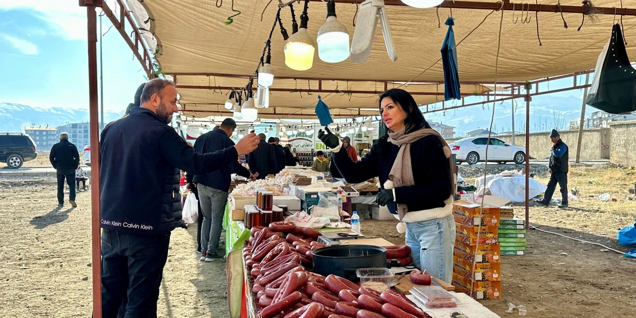 Yüksekova’da Anadolu Lezzet Festivali’ne ilgi