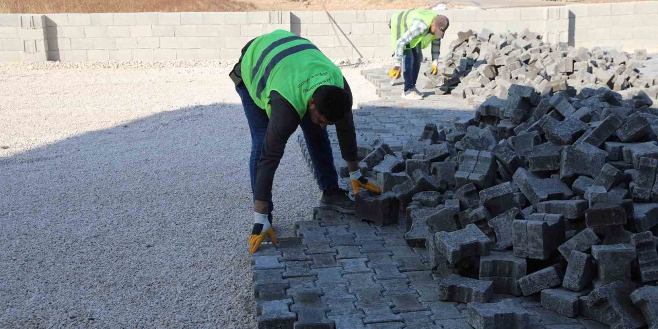 Haliliye’de çevre düzenleme çalışmaları sürüyor