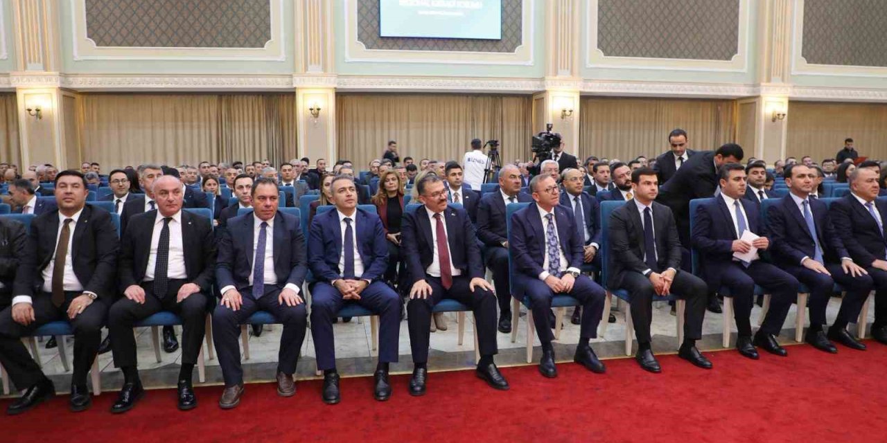 Nahçıvan’da 2. Serhat İlleri Bölgesel Ekonomi Forumu yapıldı