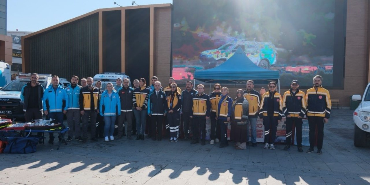 Erzincan’da "Afette İlk Umut: UMKE" tanıtım etkinliği yapıldı