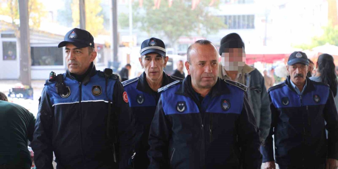 Elazığ Belediyesi Zabıta Müdürlüğü  257 dilenci hakkında işlem yapıldı