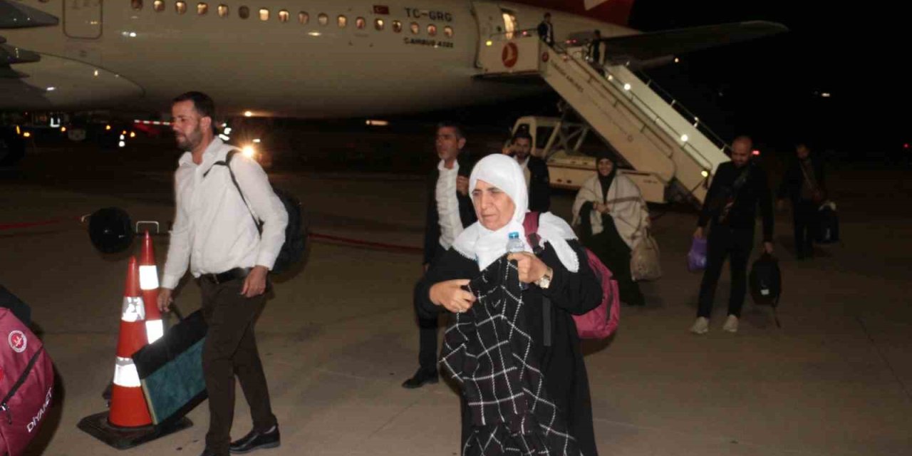 Suudi Arabistan’dan Şırnak’a ilk uçak seferi gerçekleşti