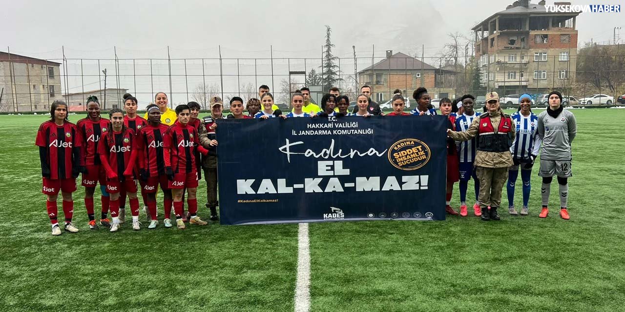 Hakkari’de kadın futbol maçında KADES farkındalığı oluşturuldu