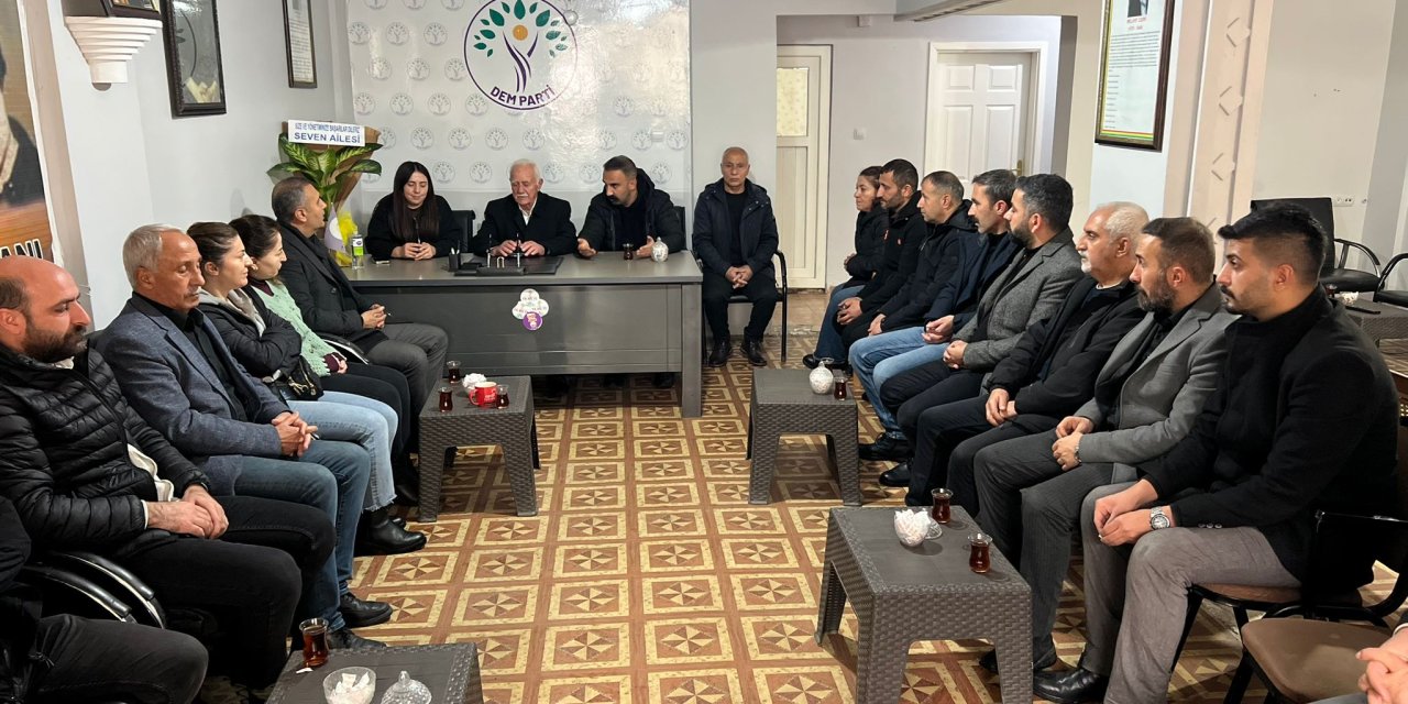DEM Parti Yüksekova İlçe Örgütü’ne Hakkari Barosu’ndan ziyaret