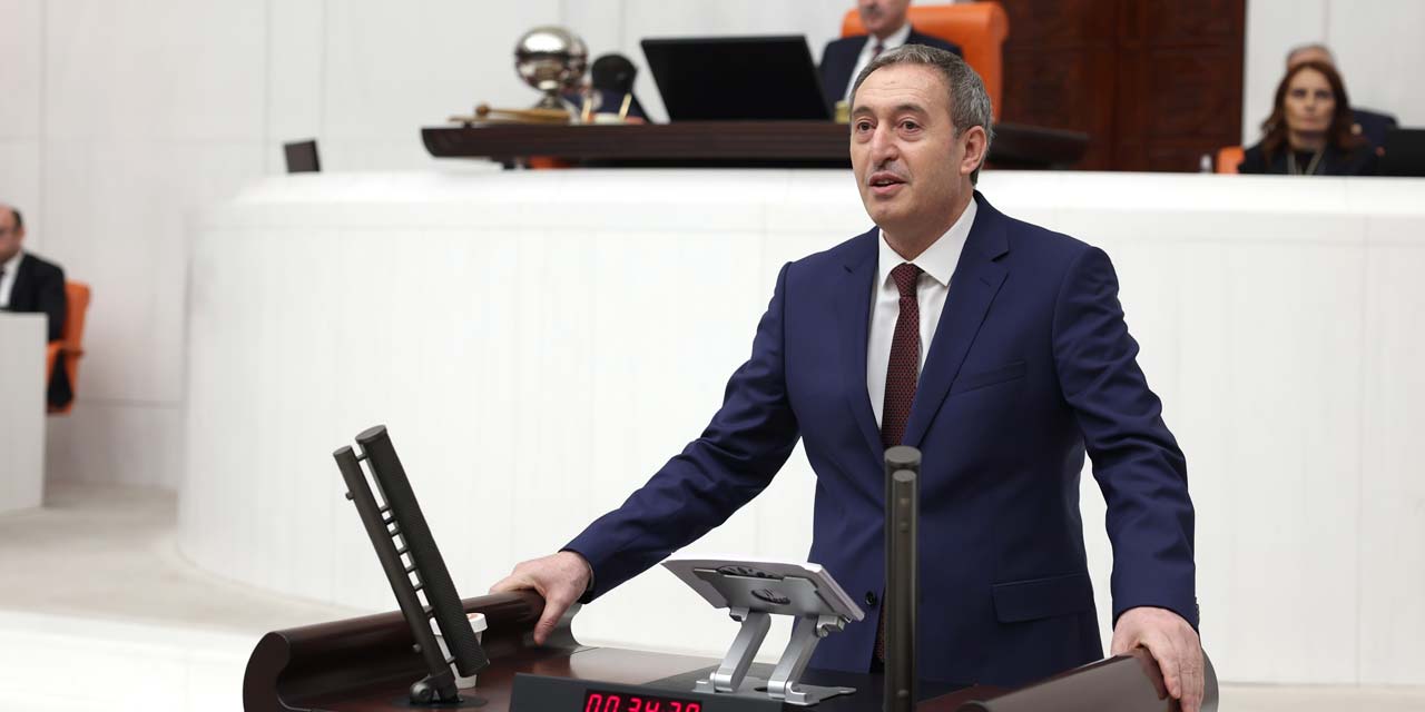Tuncer Bakırhan: Mahalledeki sorunu Ankara'da tek bir masadan çözemezsiniz