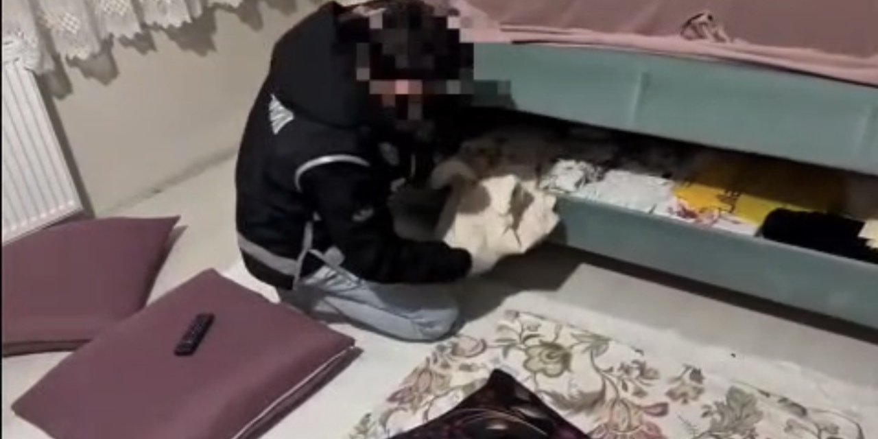 Ağrı’da kaçakçılık operasyonunda milyonluk telefon ve sigara yakalandı