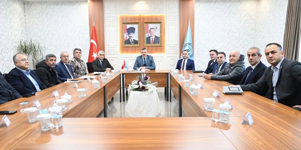 Erzurum'da havalimanında kış hazırlığı