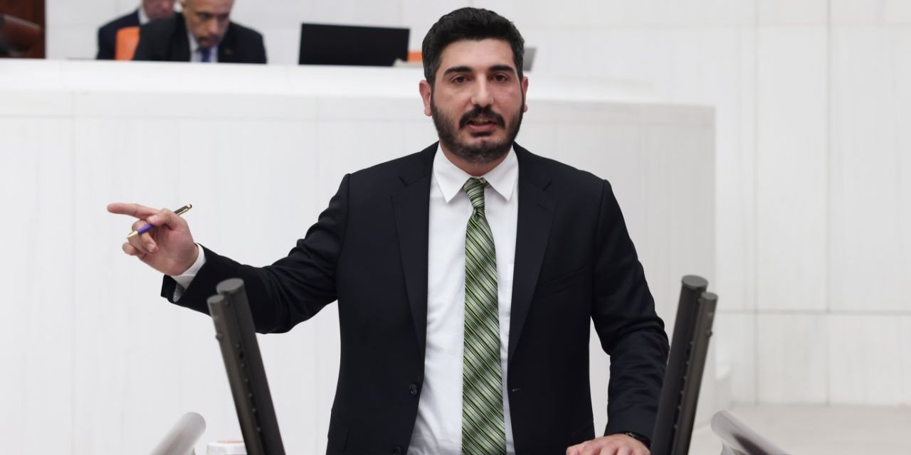 Onur Düşünmez, Yüksekova’daki havalimanı sorununu gündeme taşıdı