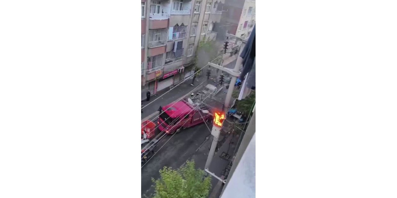Diyarbakır’da aşırı yüke dayanamayan trafo alev aldı