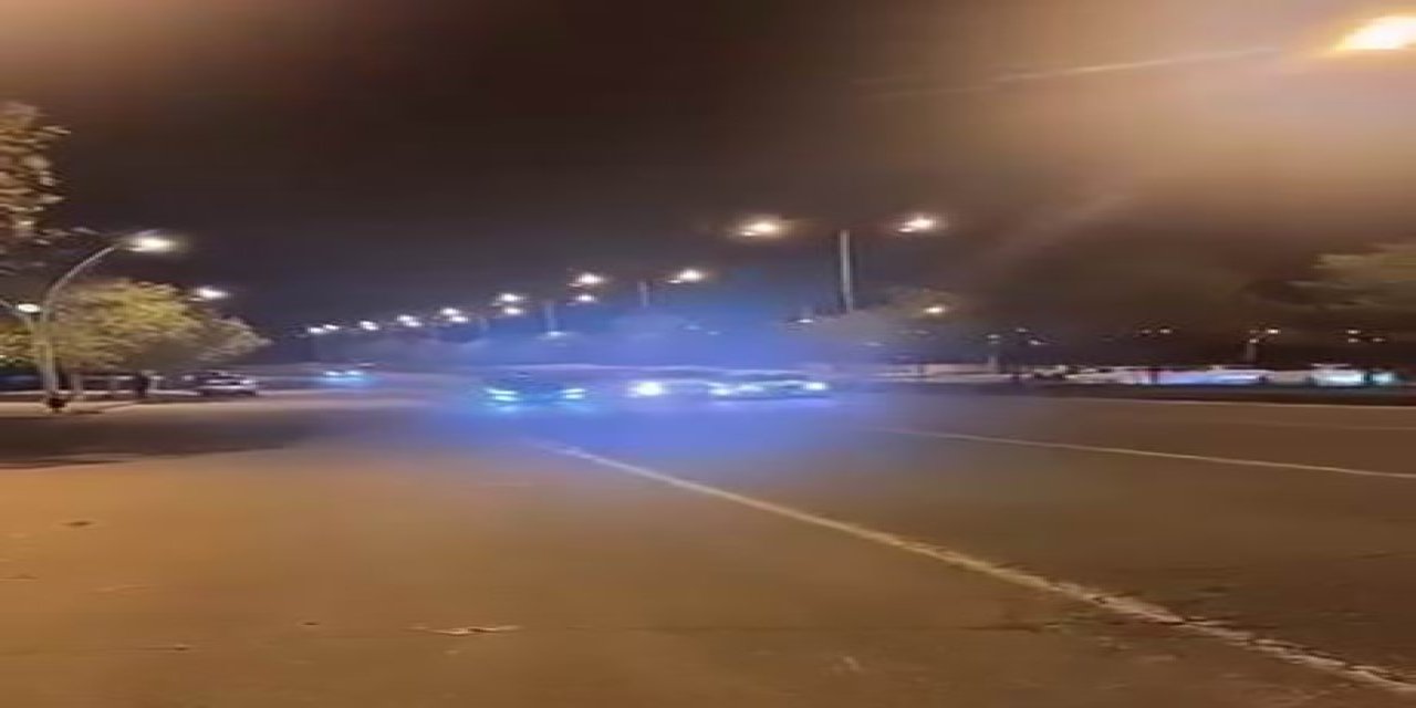 Diyarbakır'da yolu çekerken kaza anını kaydettiler