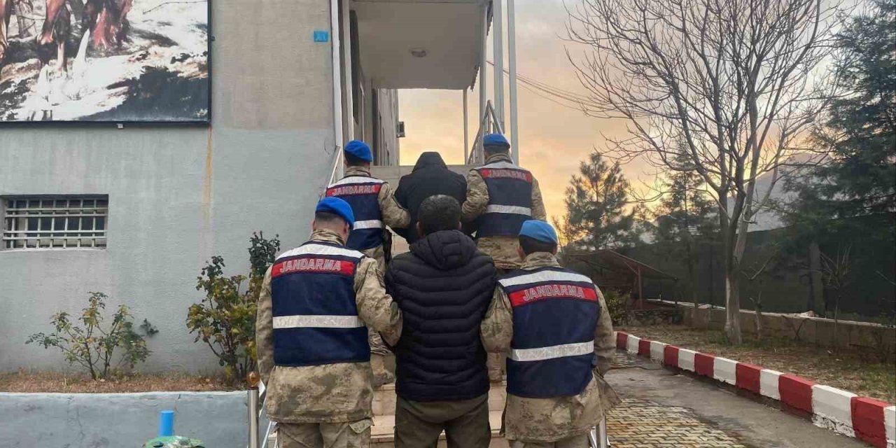 Şırnak’ta kaçakçılık operasyonları: 69 şüpheliye adli işlem yapıldı