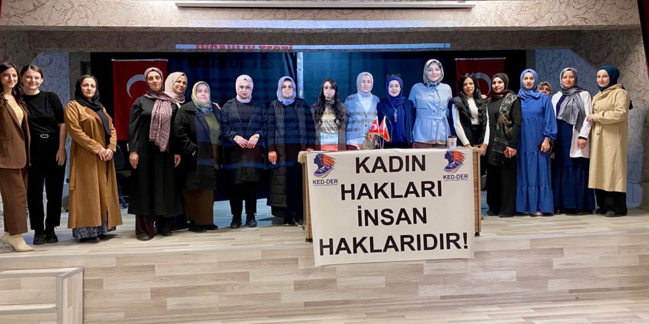 KED-DER’den Şemdinli’de “Kadın Hakları İnsan Haklarıdır” paneli