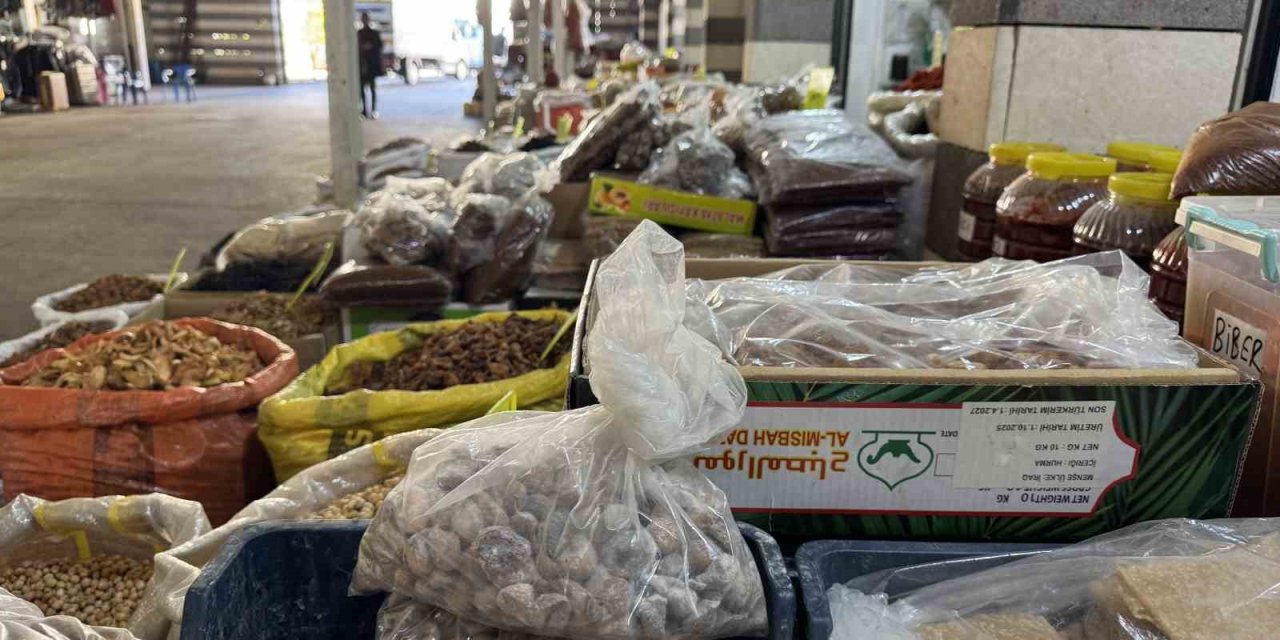 Çermik organik kuruyemiş pazarına ilgi