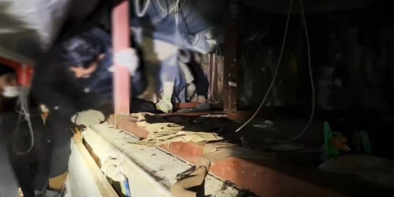 Tır dorsesinde 31 göçmen yakalandı