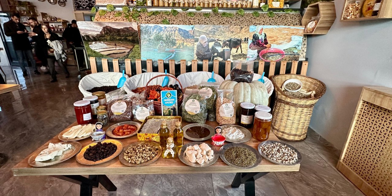 Yerli Malı Haftası’nda Yüksekova’da yerel ürünler tanıtıldı