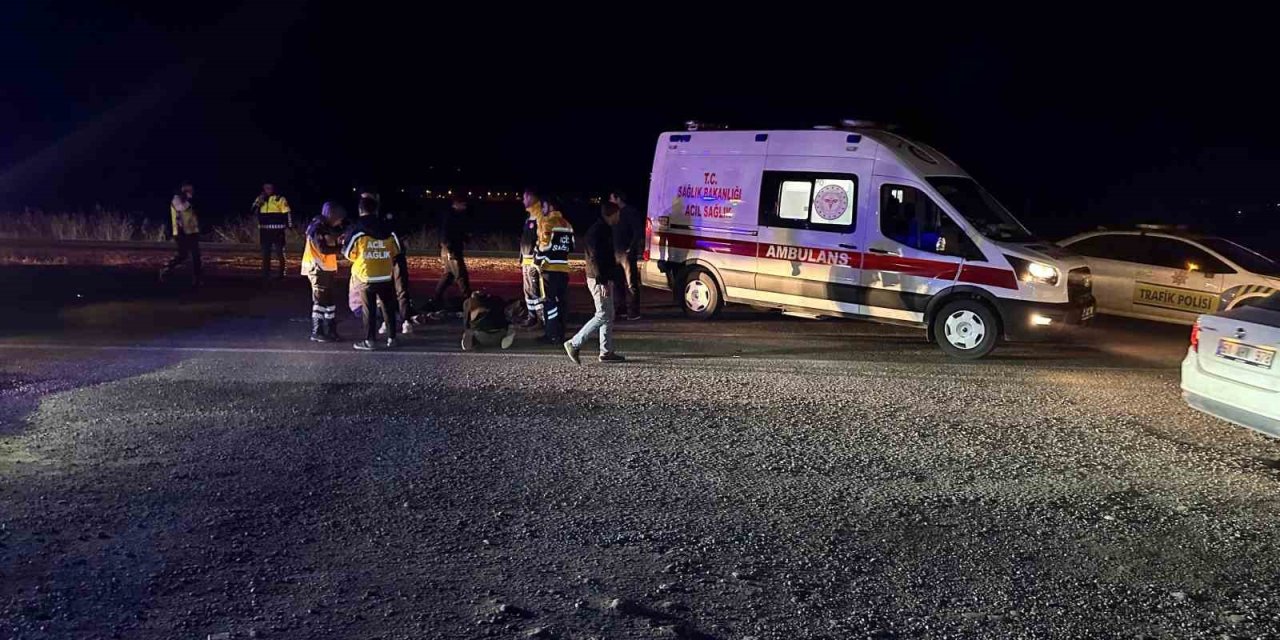 Yolun karşısına geçerken otomobilin çarptığı yaşlı adam öldü