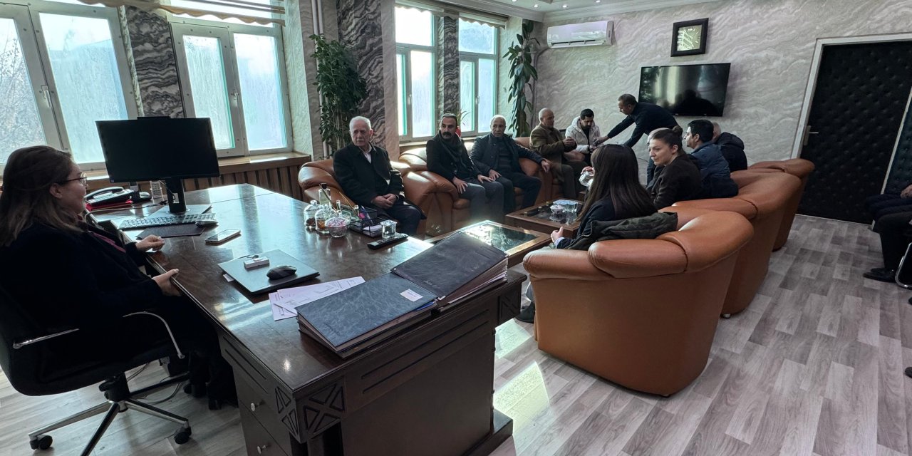 DEM Parti’den Yüksekova’da kurum ziyaretleri