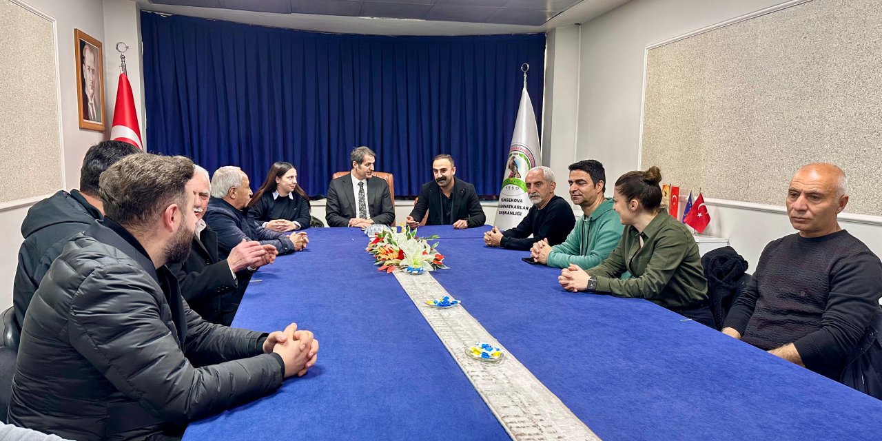 DEM Parti’den Yüksekova’da kurum ziyaretleri