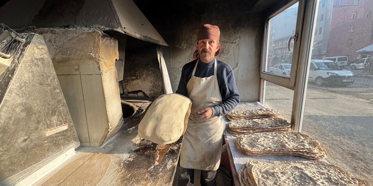 Yüksekova’nın doğal lavaşı sağlıklı beslenmede öne çıkıyor