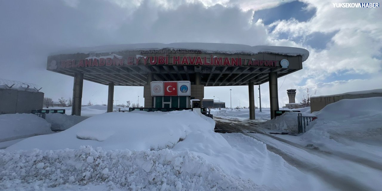 Yüksekova’da İstanbul seferi de iptal edildi