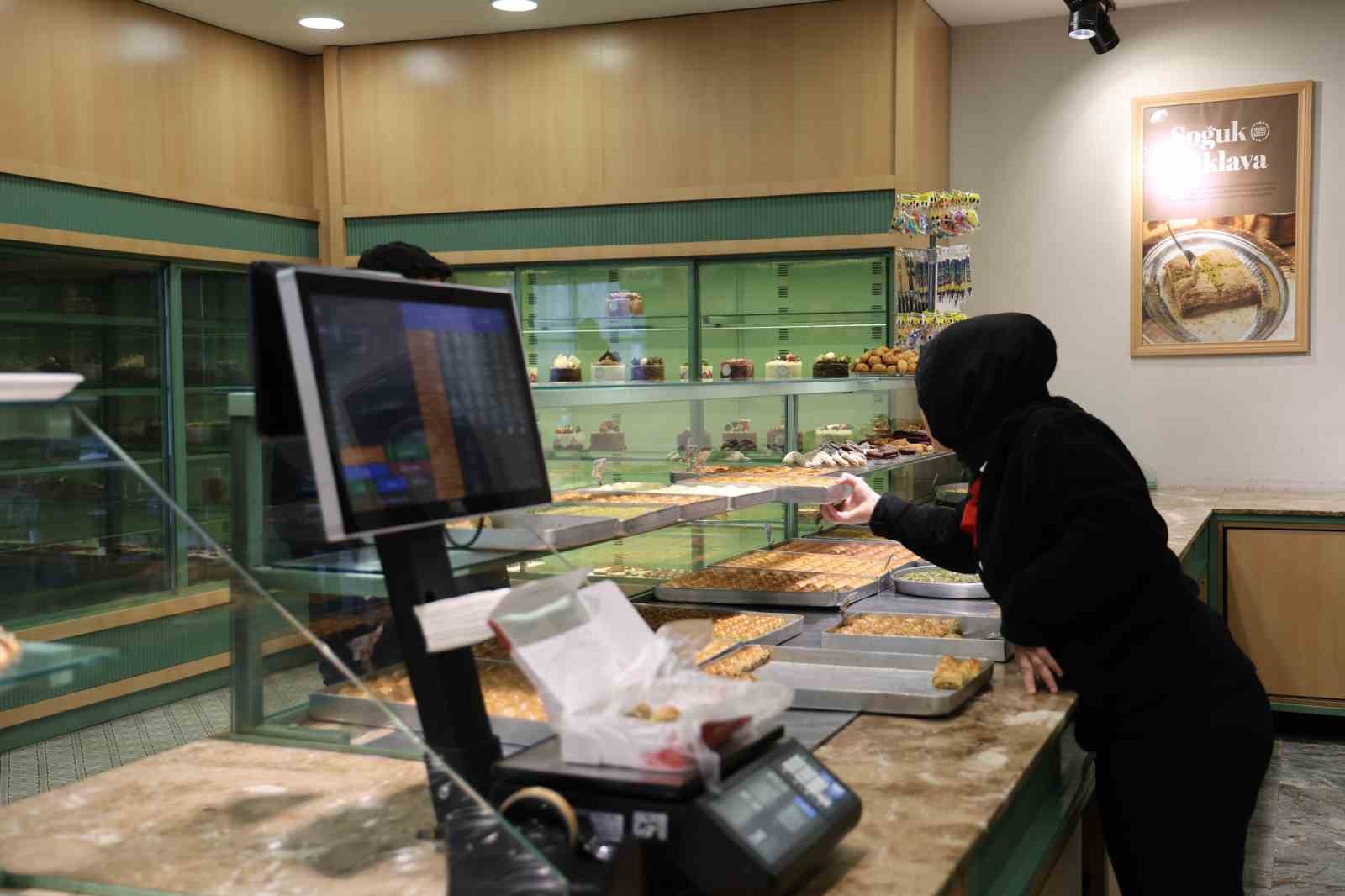 Diyarbakır’ın köklü tatlı firmasının kampanyası satışları 5 katına çıkardı