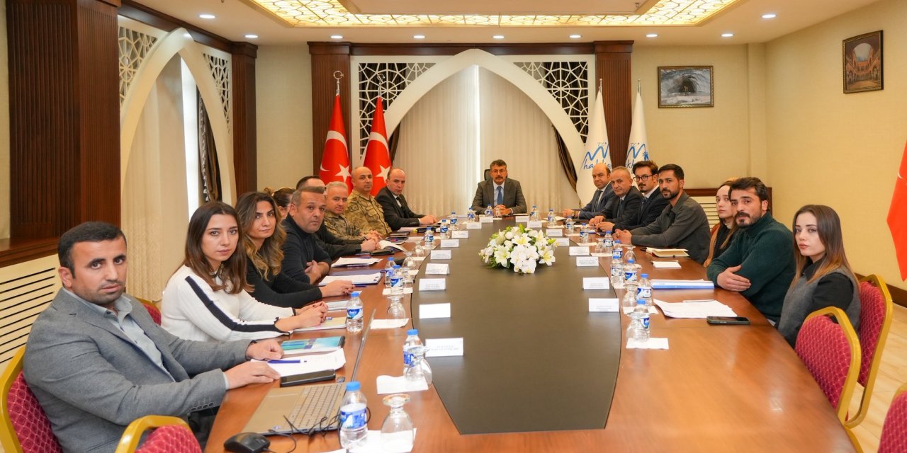 Hakkâri’de kadına yönelik şiddet masaya yatırıldı