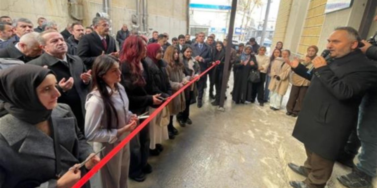 Hakkari'de Diyanet Gençlik Etüt Merkezi hizmete açıldı