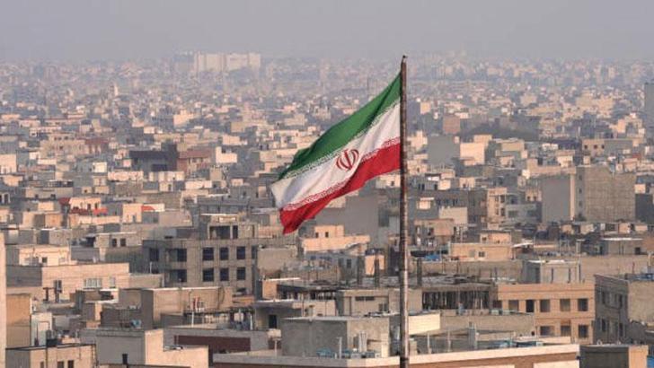 İran'da hayatını kaybedenlerin sayısı 4 bin 29'a yükseldi