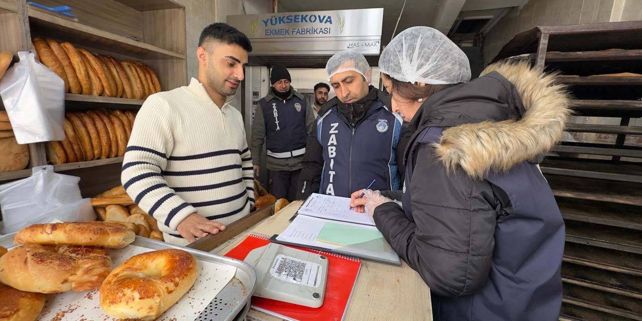 Yüksekova'daki fırınlarda gramaj ve hijyen mesaisi