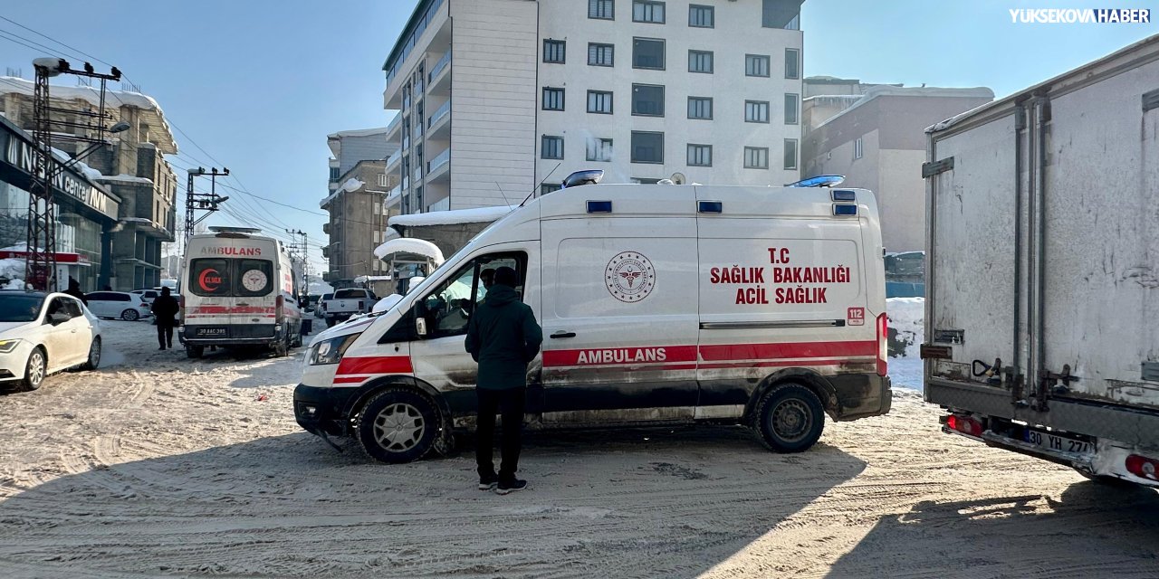 Yüksekova’da iki grup arasında kavga: 3 yaralı