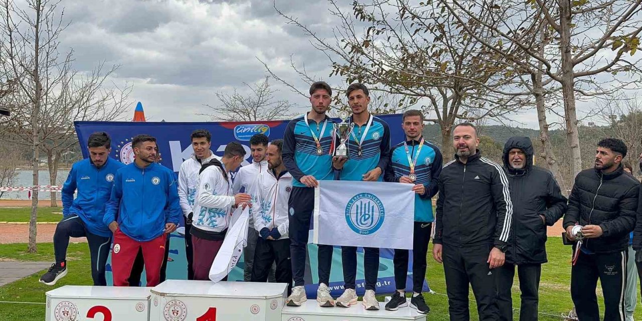 BEÜ’de kros takımı Türkiye üçüncüsü oldu