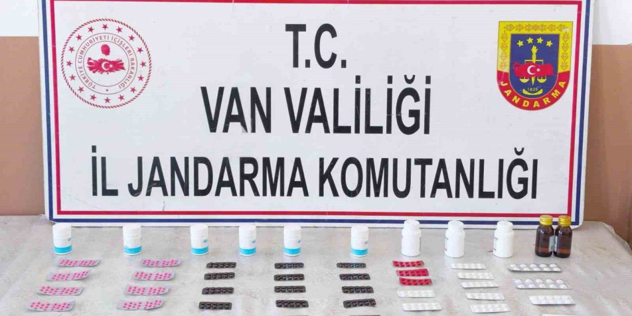 Van’da sentetik hap ve kaçak sigara ele geçirildi