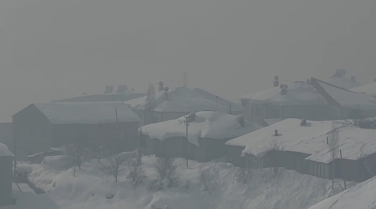 Yüksekova-Ankara uçak seferi sisten dolayı iptal edildi