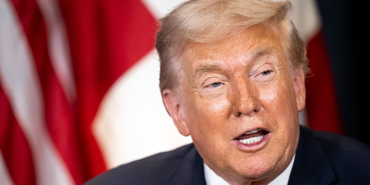 Trump: "İran’ın yanında Venezuela’dakinden büyük bir donanmamız var"