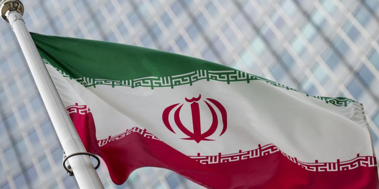 İran’dan Hürmüz Boğazı çevresinde askeri tatbikat duyurusu