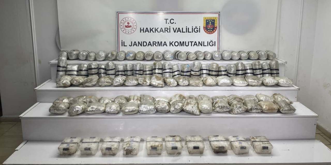Yüksekova kırsalında 60 kilo 400 gram uyuşturucu ele geçirildi