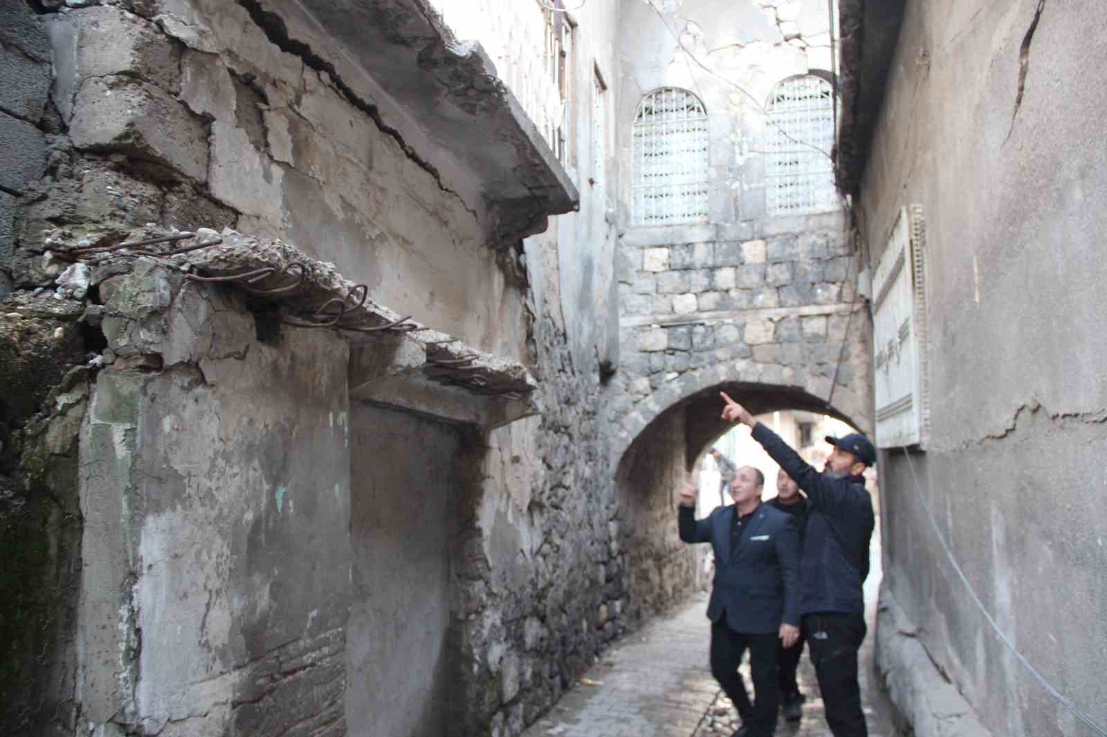 Cizre’de 200 yıllık tarihi kemerli ev yıkılma tehlikesiyle karşı karşıya