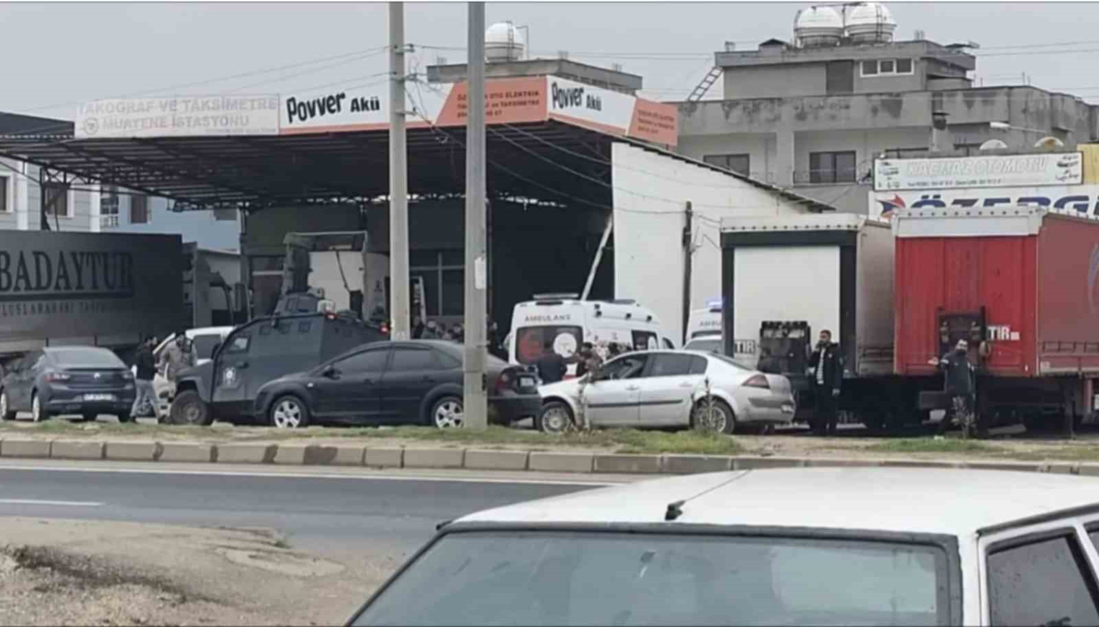 Kızıltepe'de çıkan silahlı kavgada 4 kişi yaralandı