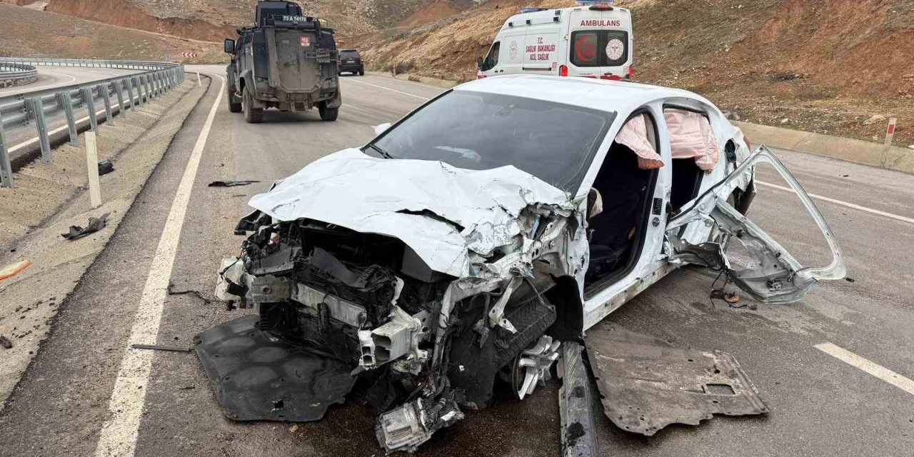 Cizre’de trafik kazası: 5 kişi yaralandı