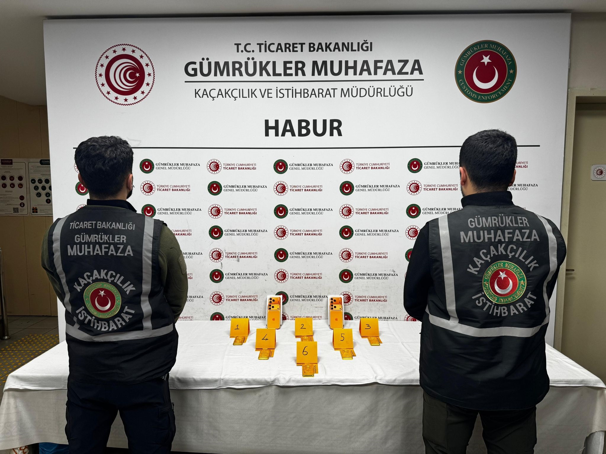 Habur’da 41 kilo kaçak altın ele geçirildi; 12 kişi gözaltına alındı