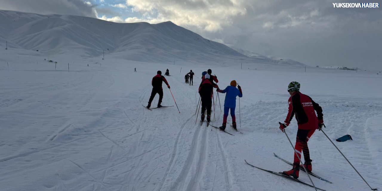 Yüksekovalı 53 sporcu barajı aştı, hedef Türkiye şampiyonluğu