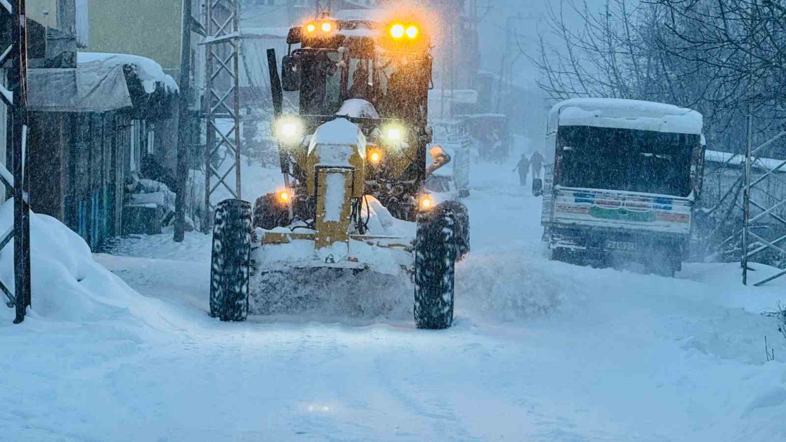 Beytüşşebap’ta eğitime 1 gün ara verildi